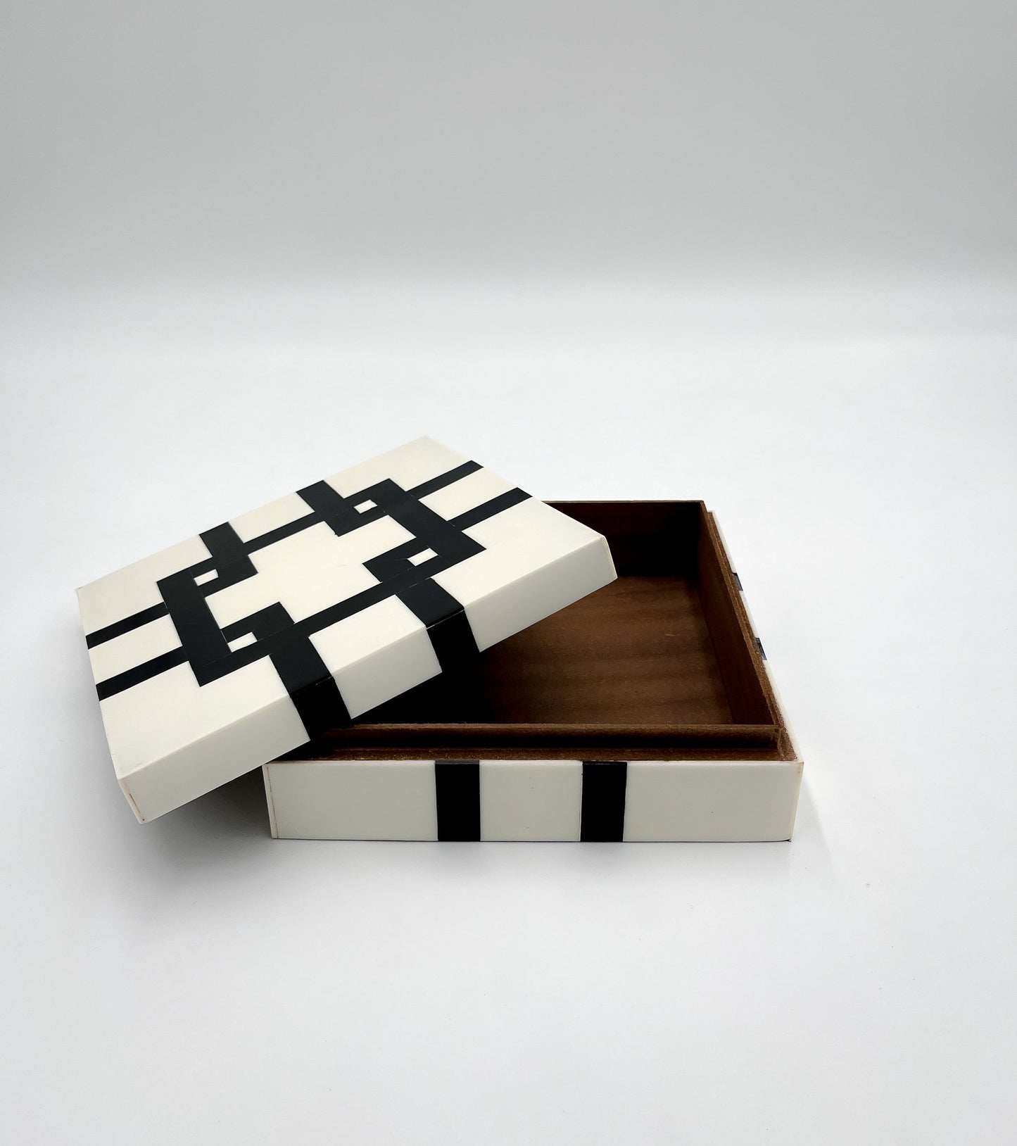 Box Square Chanelo Black/White
