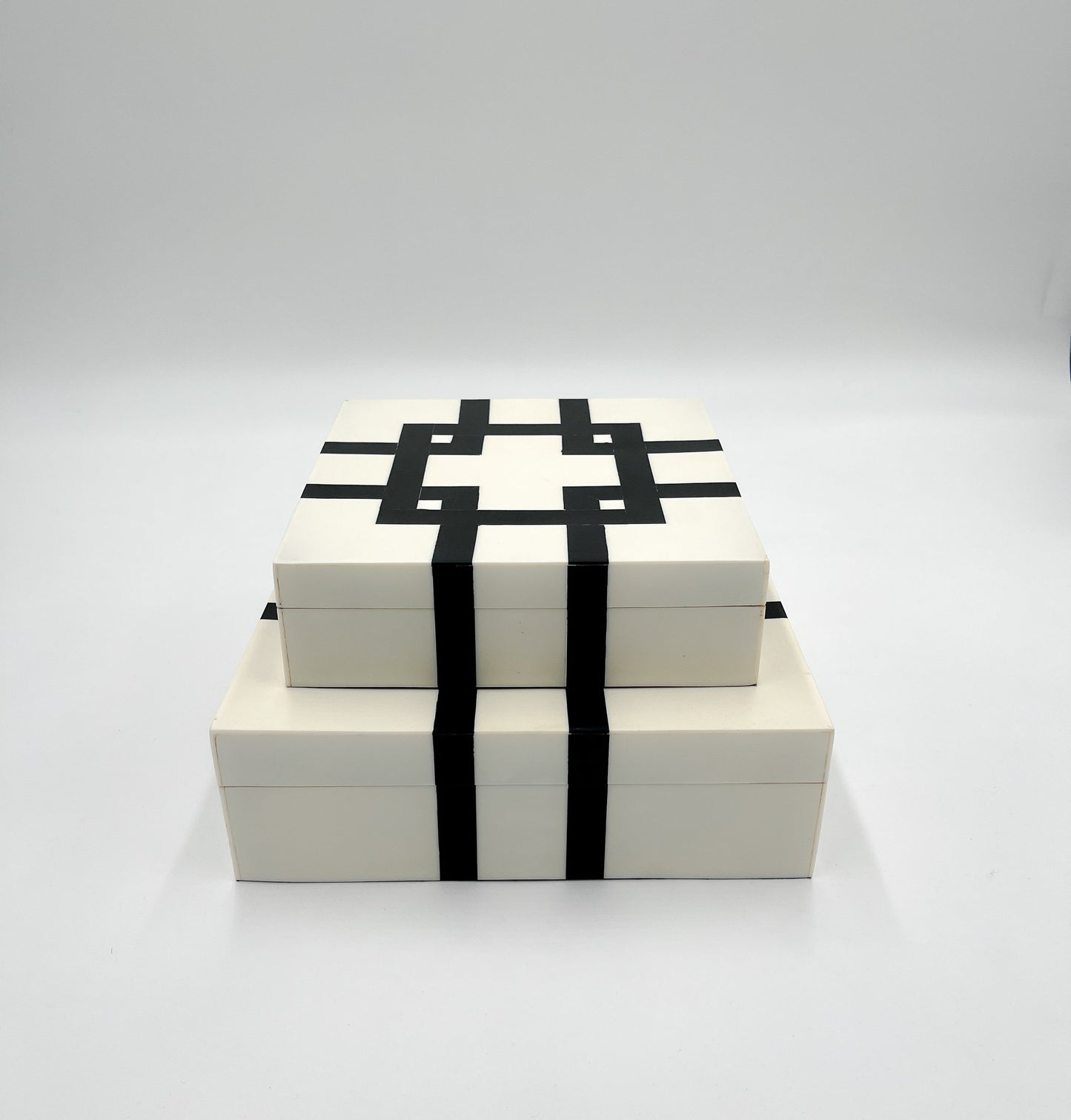 Box Square Chanelo Black/White